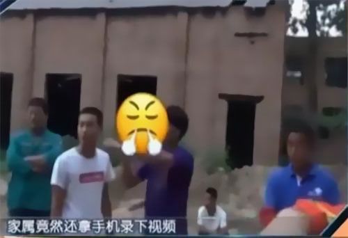 珠江電纜快訊|男子觸電被困，家屬怒斥消防員“帶電也得救”！